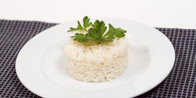Riso bollito senza sale