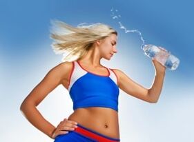 acqua potabile per perdere peso